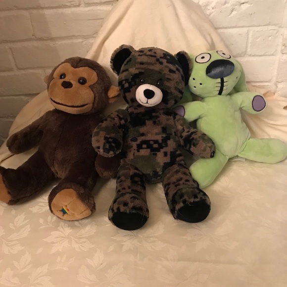 Noah’s Ark, B-A-B & Kohls Bundle of 3 - Easter, birthday, Christmas! (OLCC) - Picture 1 of 7